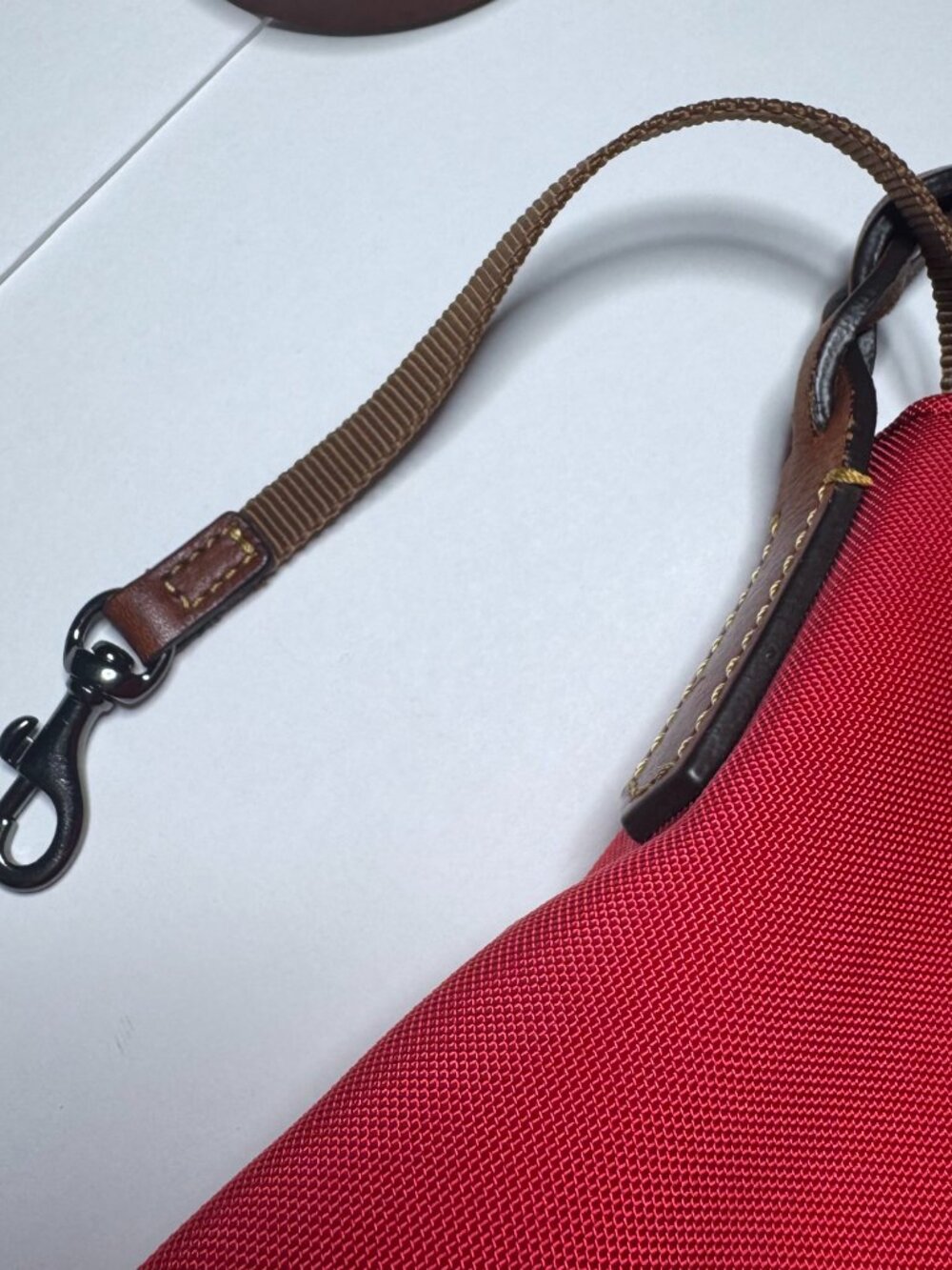 Dooney & Bourke Red Canvas Nylon Crossbody Bag Purse Leather Trim Adjustable - Picture 6 of 16